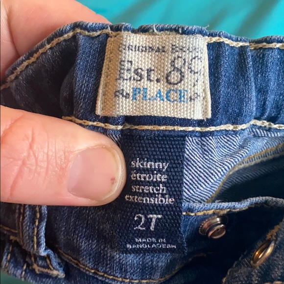 2T jeans - Picture 3 of 3